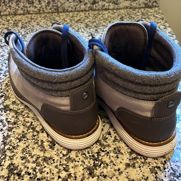 Cole Haans light gray waterproof boots - Picture 4 of 14